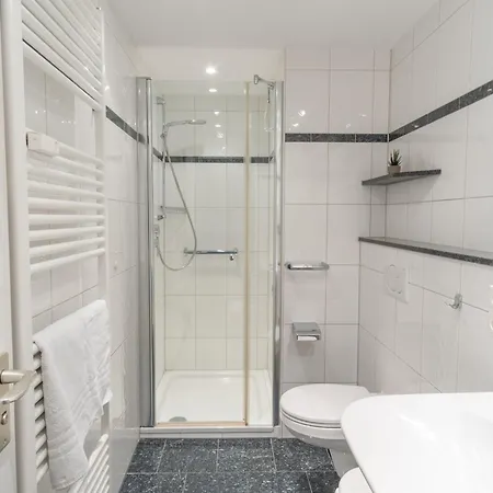 Moderne Strandnahe Inkl Pool, Sauna, Whirlpool&strandkorb - 235 Apartment *